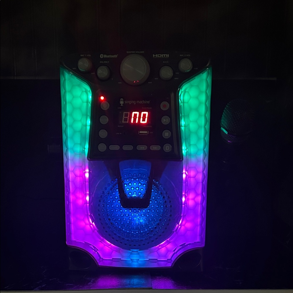 Singing Karaoke Machine